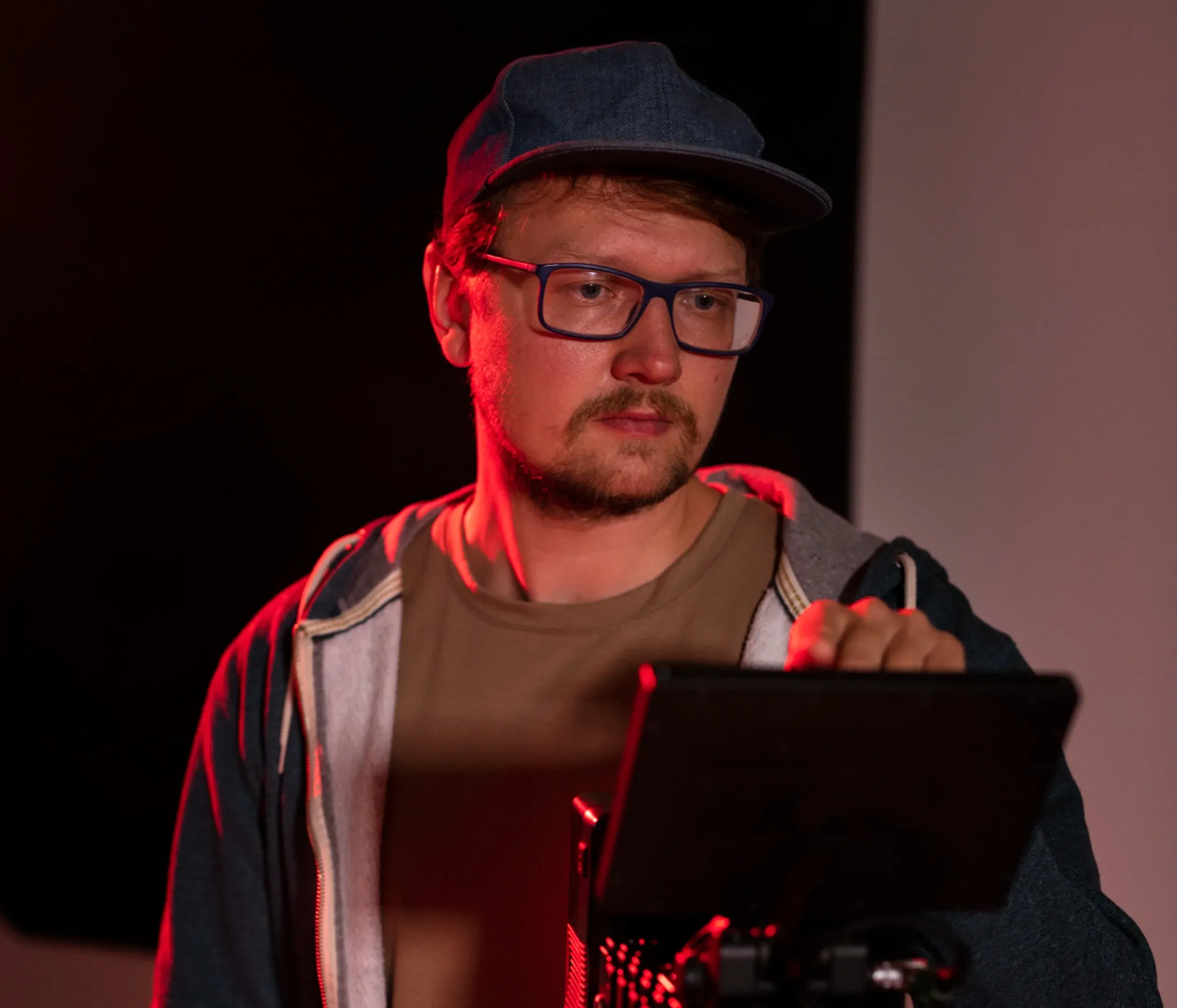 Creative Director / Visual Storyteller